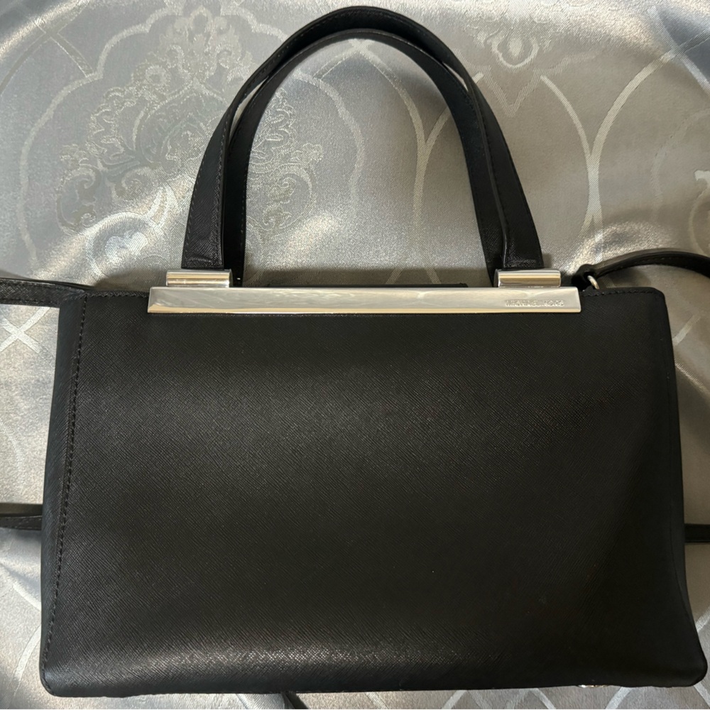 MICHAEL KORS WOMEN’S TILDA SAFFIANO LEATHER MEDIUM TOTE BLACK Used with … - Picture 2 of 16